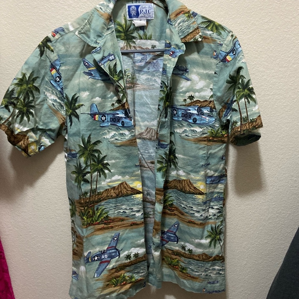 Authentic Hawaiian Shirt